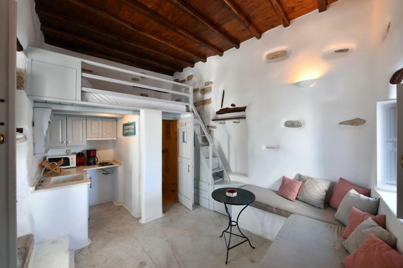 Kastro Cozy Guesthouse パロス島 エクステリア 写真
