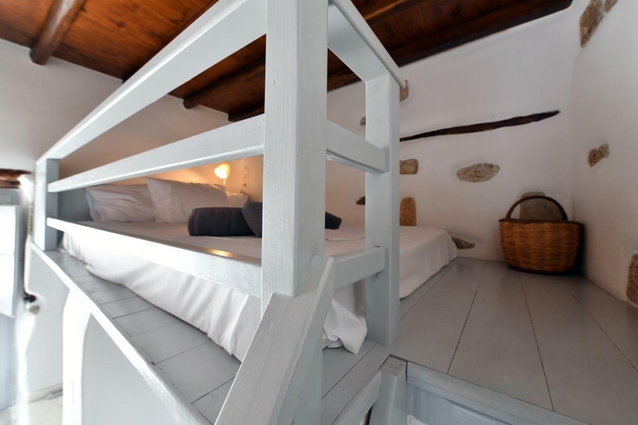 Kastro Cozy Guesthouse パロス島 エクステリア 写真